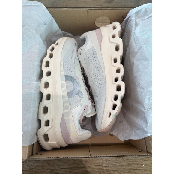 Women's Cloudmonster Sneakers, size 7.5 - Picture 11 of 11